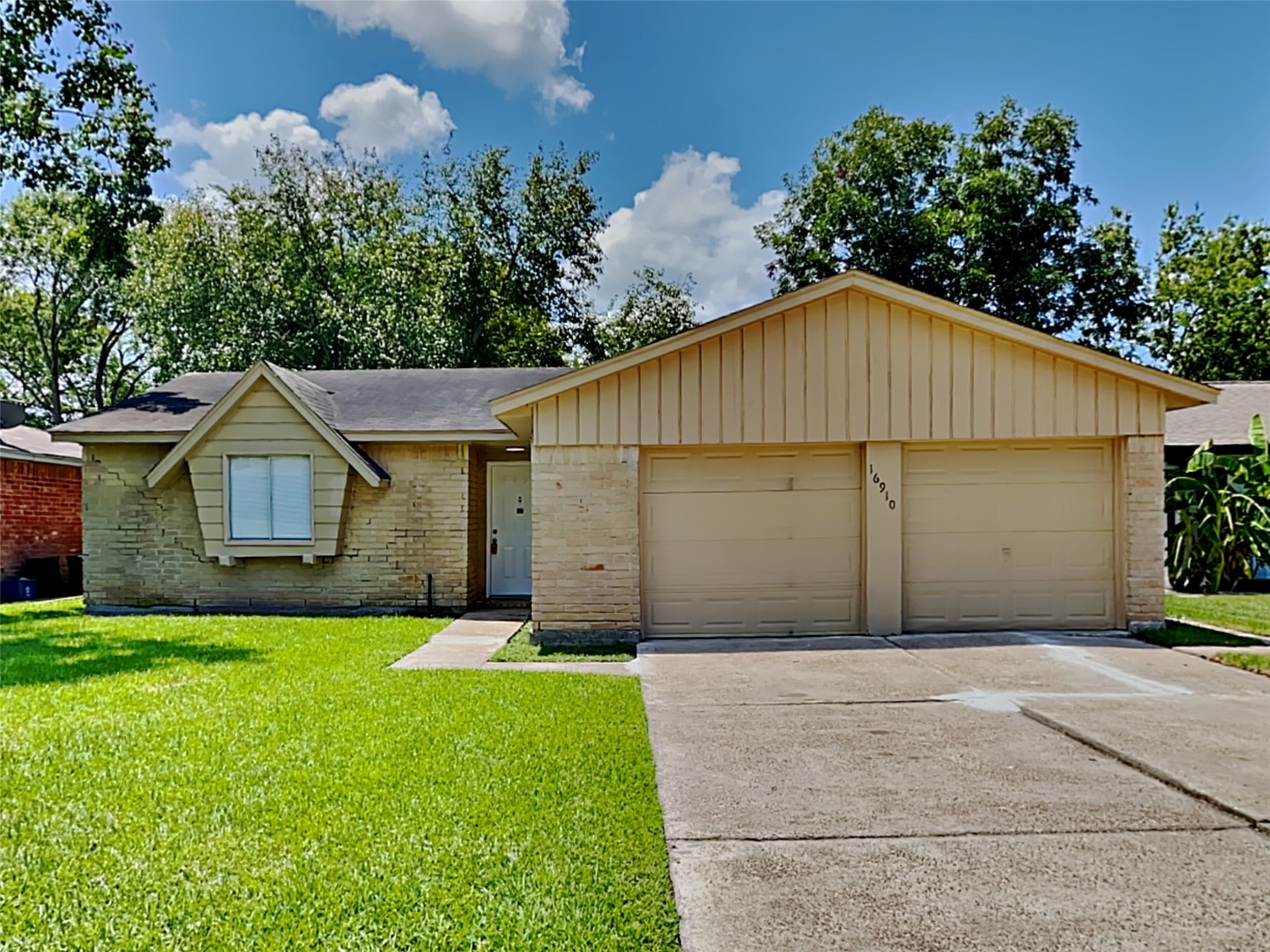 16910 Barcelona Drive Friendswood TX 77546