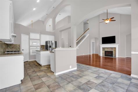 11906 Canyon Timbers Drive Tomball TX 77377