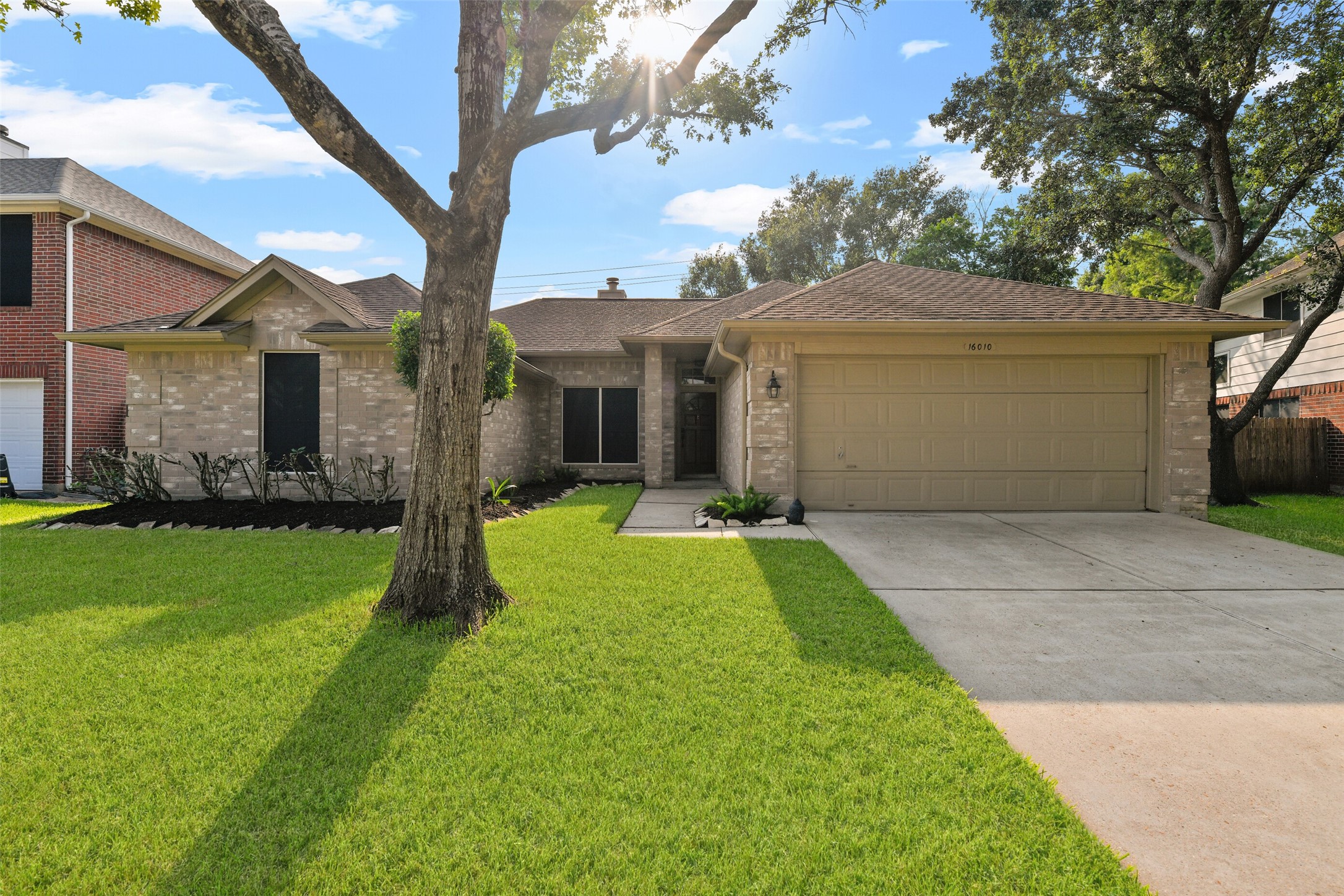 16010 Cedar Gully Drive Friendswood TX 77546
