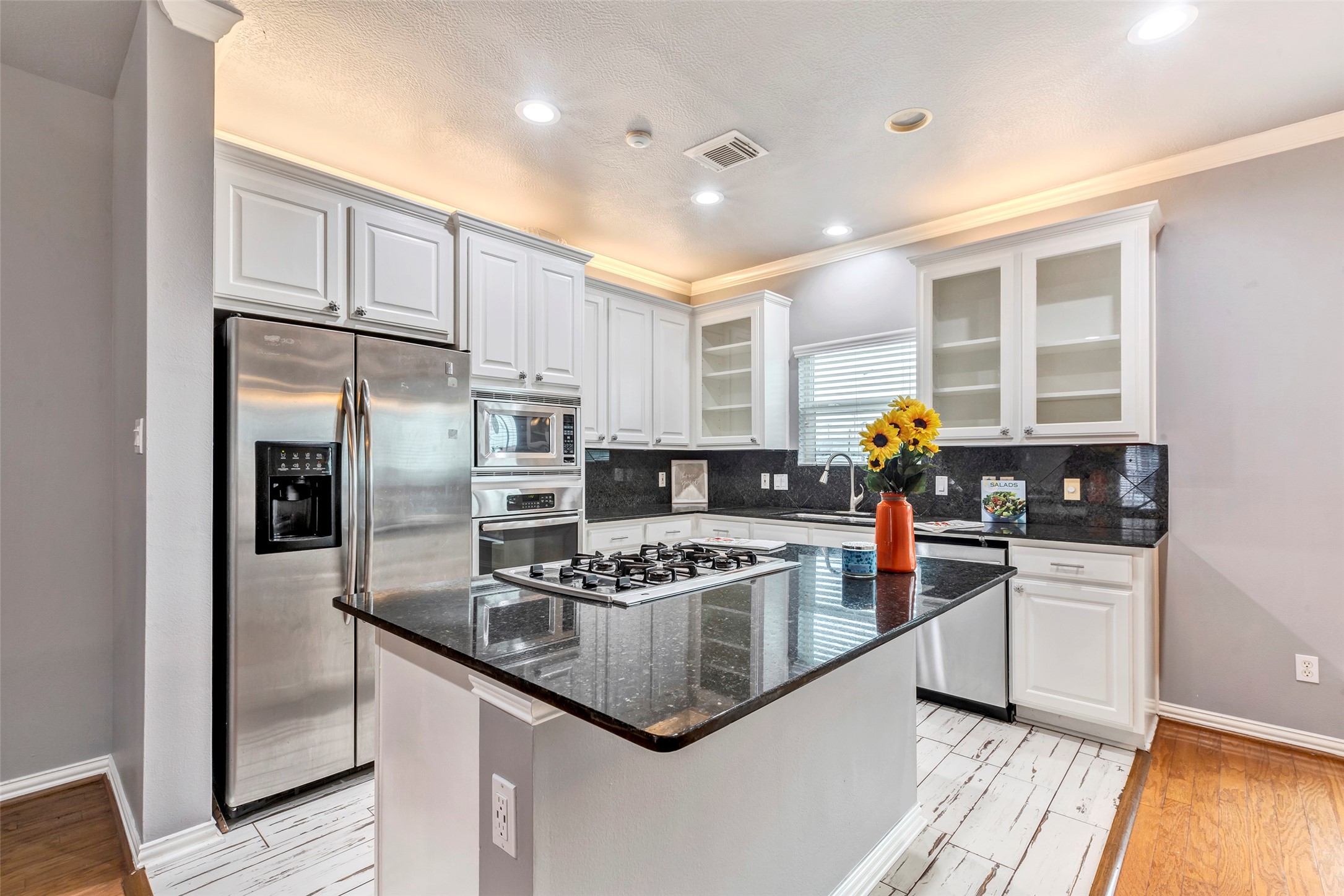 6115 S Arrowana Lane Houston TX 77036