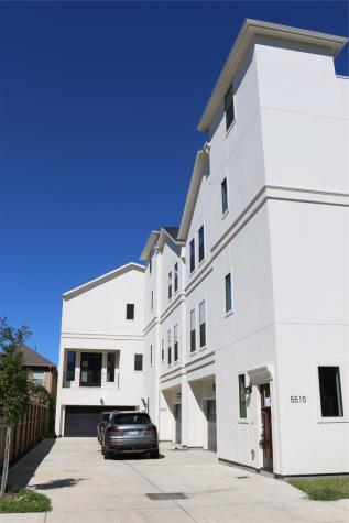 5506 E Petty Street Houston TX 77007