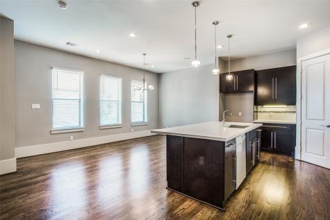 5506 E Petty Street Houston TX 77007