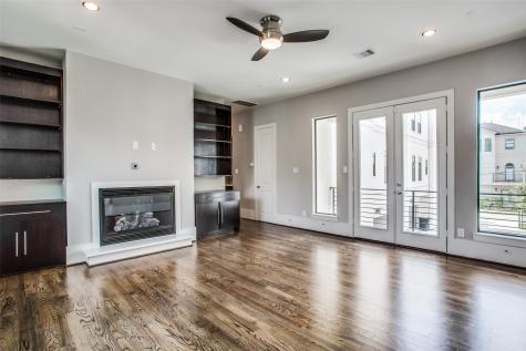 5506 E Petty Street Houston TX 77007