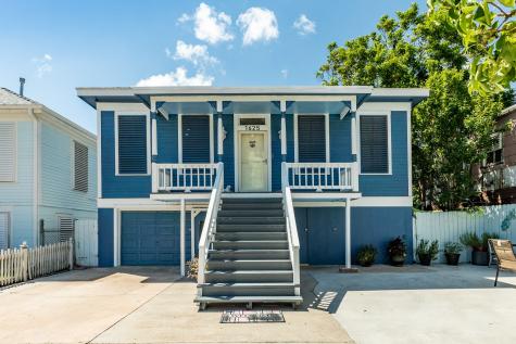 1625 Avenue M 1/2 Galveston TX 77550