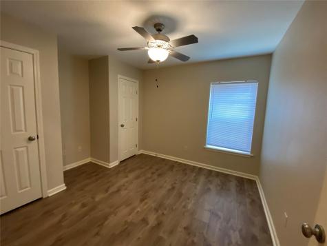 140 Huisache Street Lake Jackson TX 77566