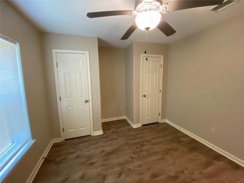 140 Huisache Street Lake Jackson TX 77566
