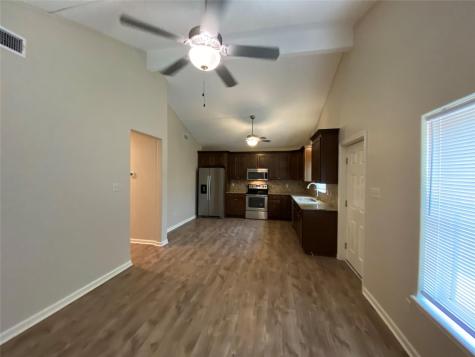 140 Huisache Street Lake Jackson TX 77566