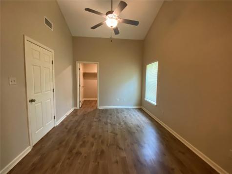 140 Huisache Street Lake Jackson TX 77566