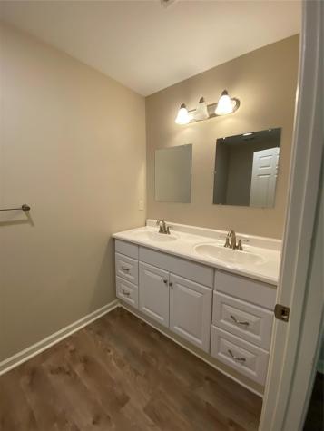 140 Huisache Street Lake Jackson TX 77566