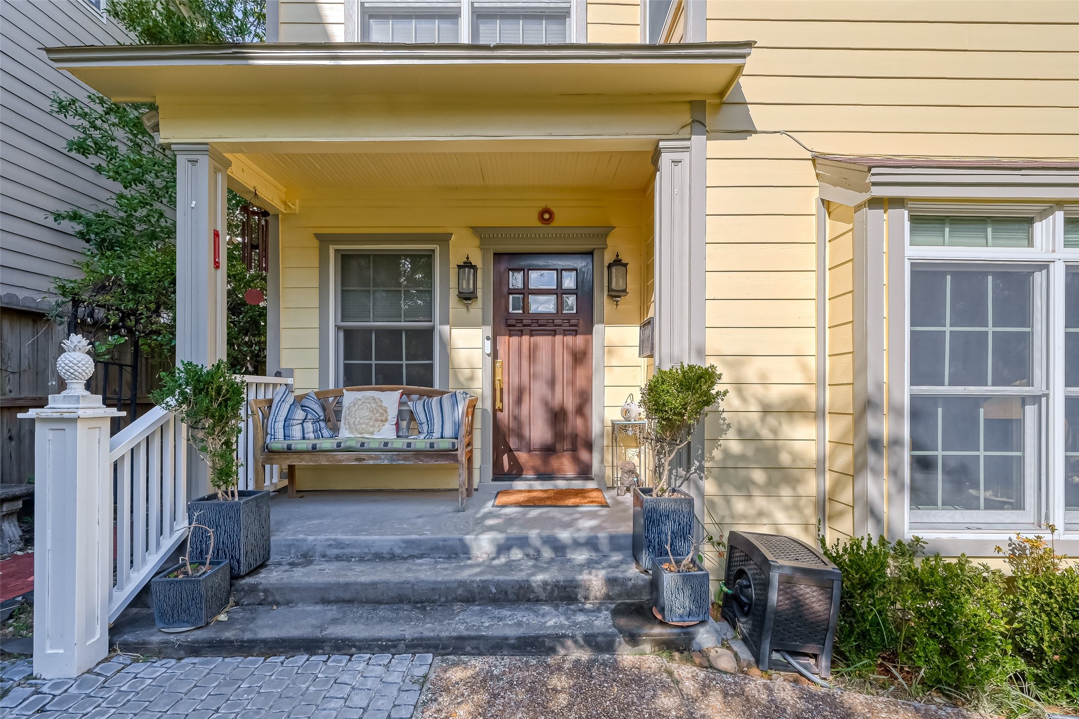211 Roy Street Houston TX 77007