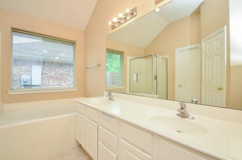 10718 Acacia Forest Trail Houston TX 77089