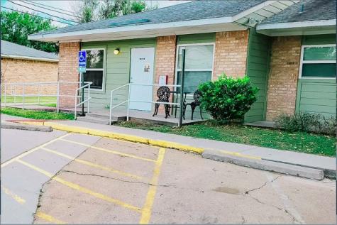308 N East Street Weimar TX 78962