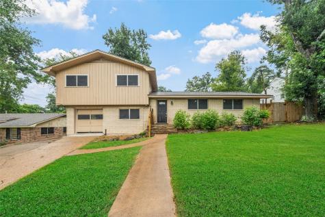 1911 Avenue O Huntsville TX 77340