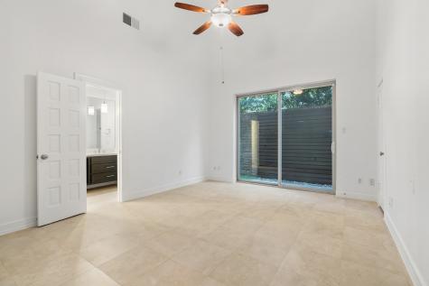 5602 San Felipe Street Houston TX 77056