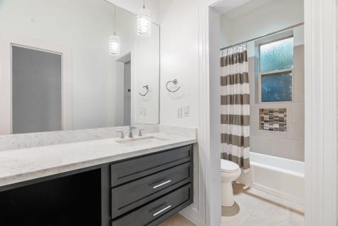 5602 San Felipe Street Houston TX 77056