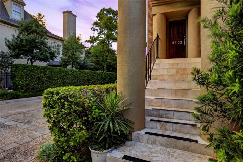 5602 San Felipe Street Houston TX 77056