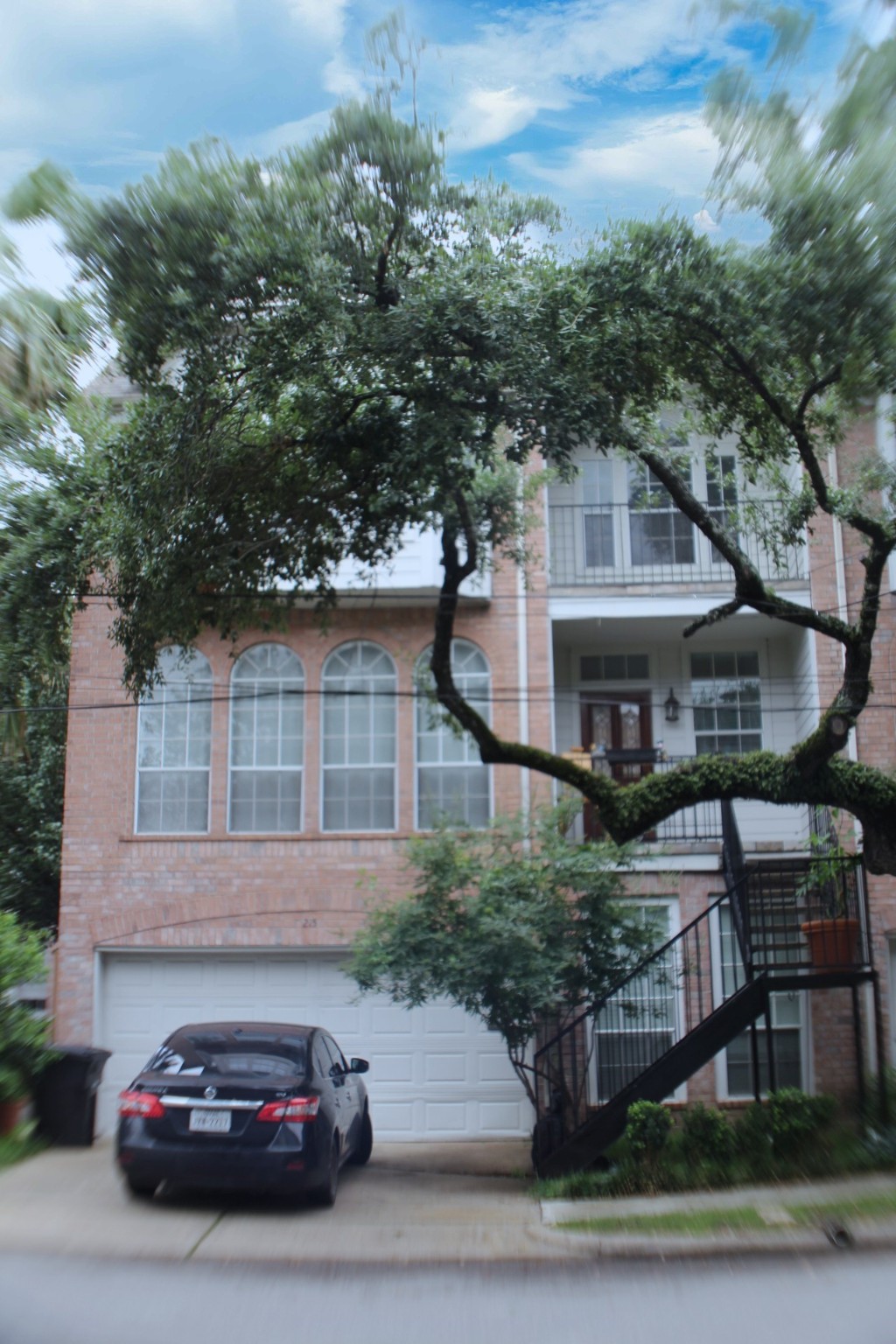 215 Dennis Street Houston TX 77006