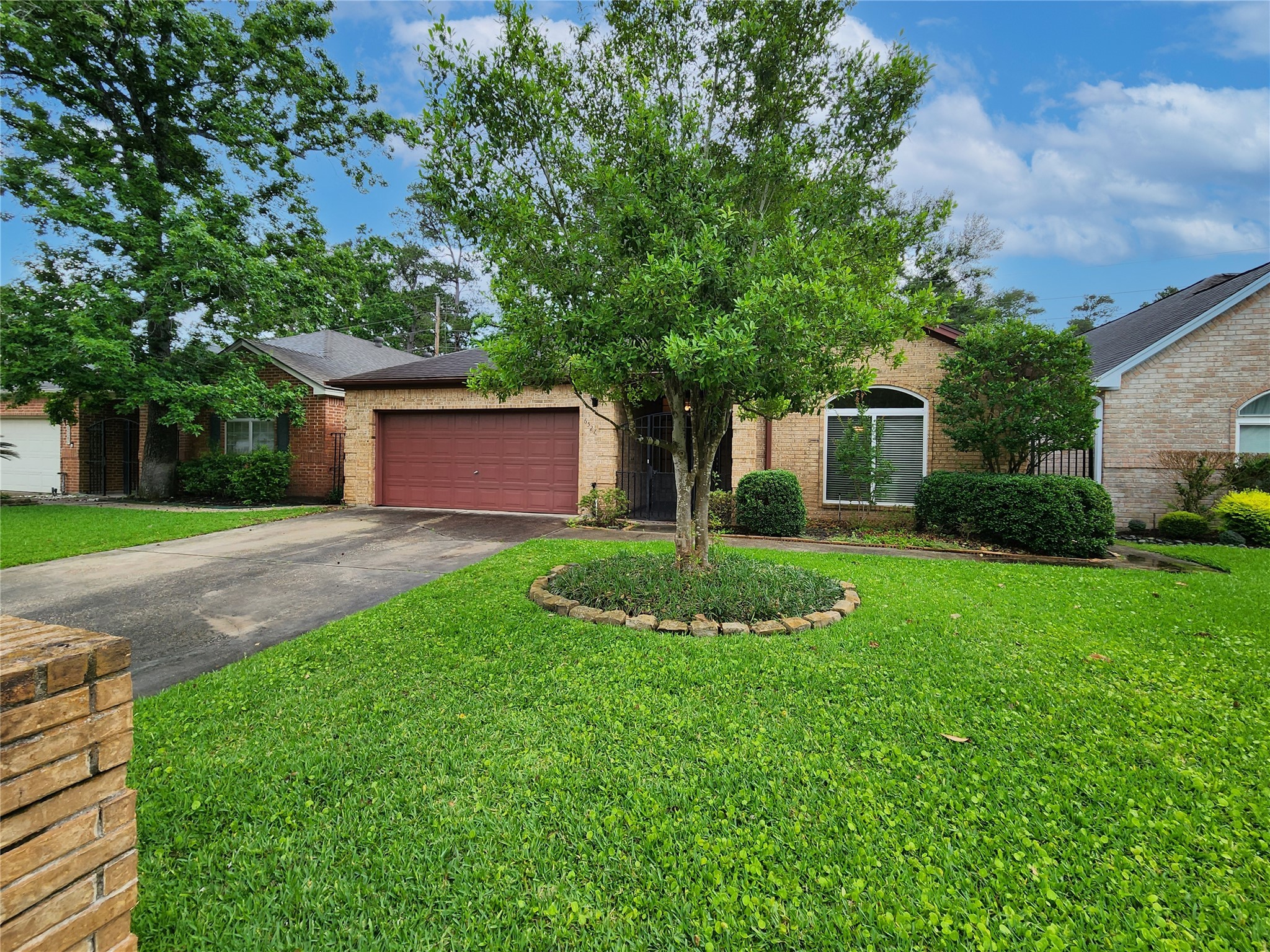 6527 Shinnecock Hills Drive Houston TX 77069