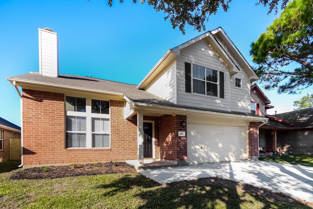 206 Mammoth Springs Lane Dickinson TX 77539