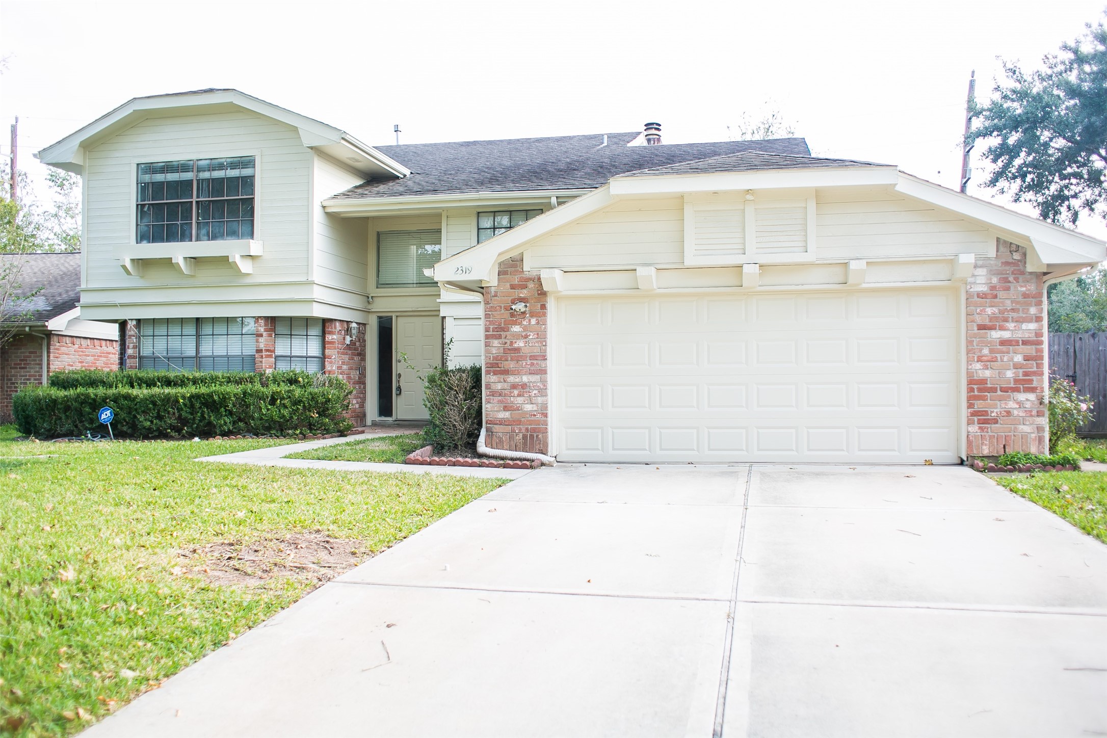 2319 Woodstream Boulevard Sugar Land TX 77479
