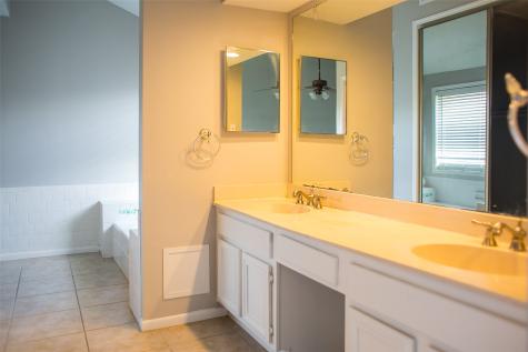 2319 Woodstream Boulevard Sugar Land TX 77479