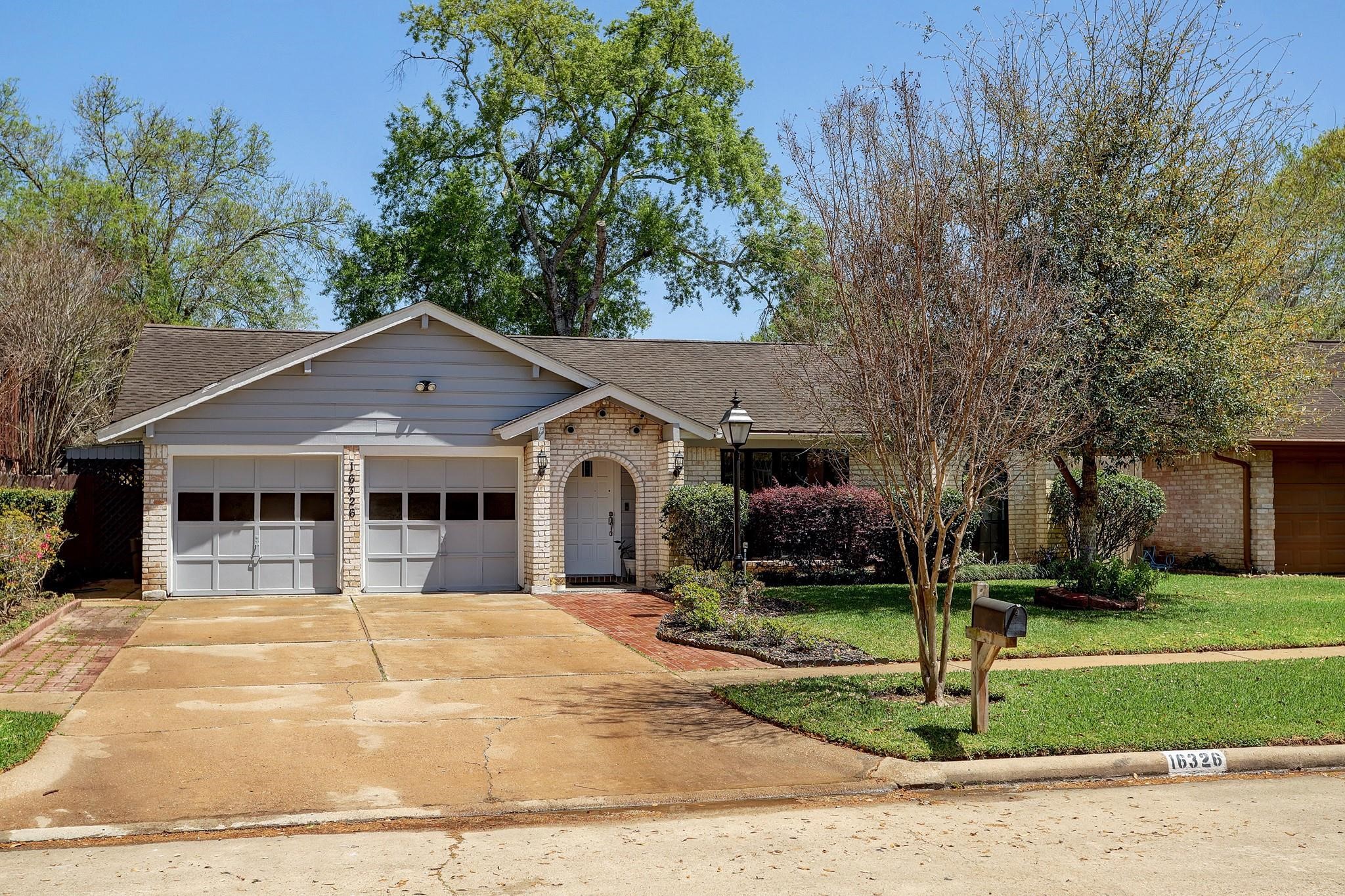 16326 Hollow Wood Drive Houston TX 77090