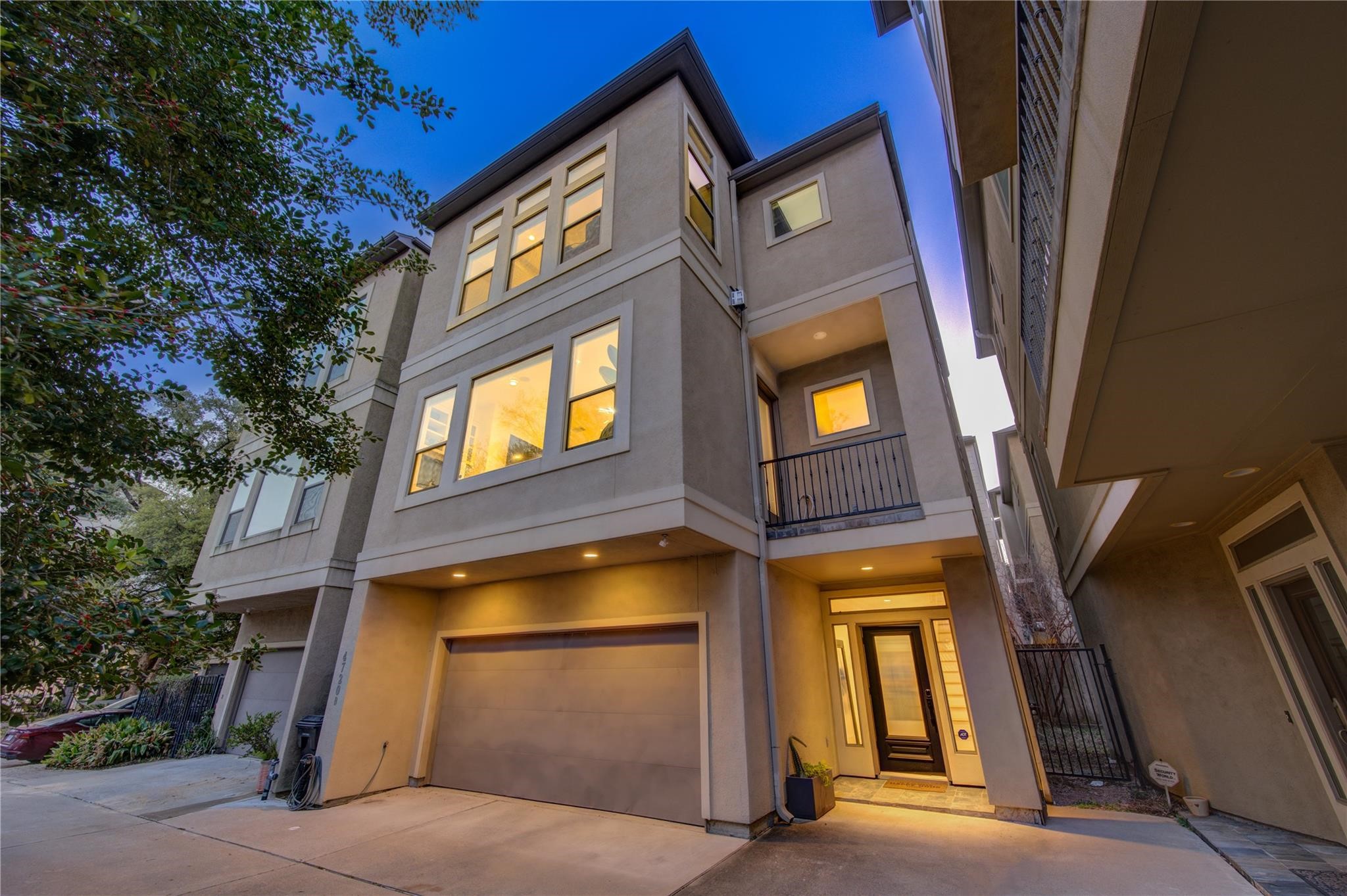 4720 Banning Drive B Houston TX 77027