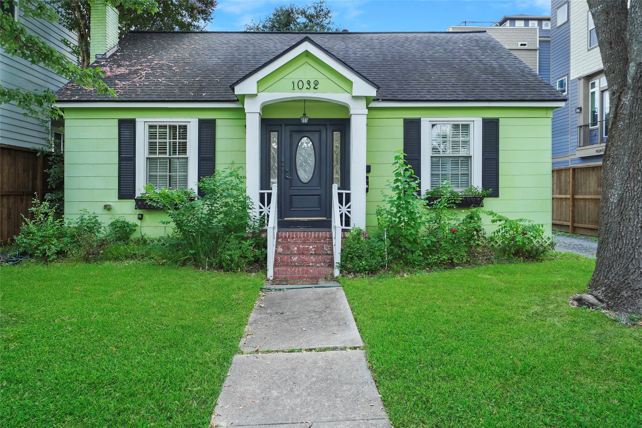 1032 Alexander Street Houston TX 77008