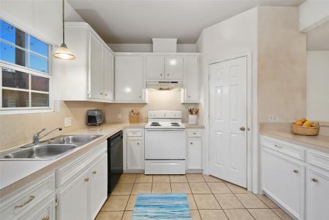 5502 Finch Street B Houston TX 77028