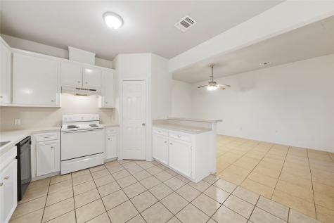 5502 Finch Street B Houston TX 77028
