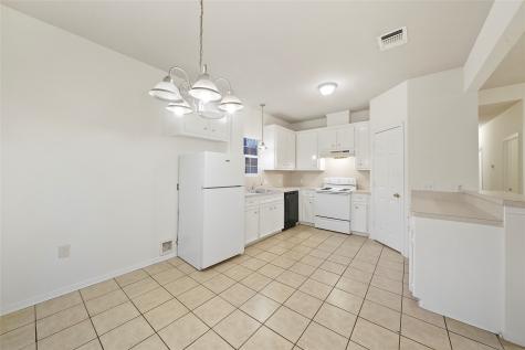 5502 Finch Street B Houston TX 77028
