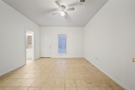 5502 Finch Street B Houston TX 77028