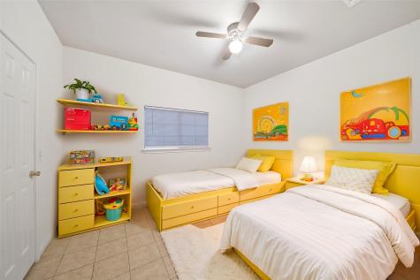 5502 Finch Street B Houston TX 77028