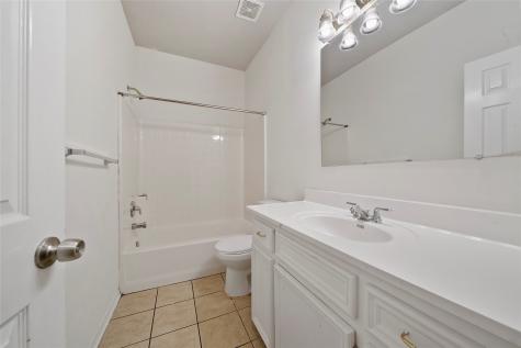 5502 Finch Street B Houston TX 77028