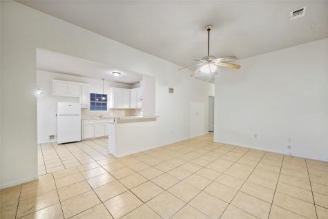 5502 Finch Street B Houston TX 77028