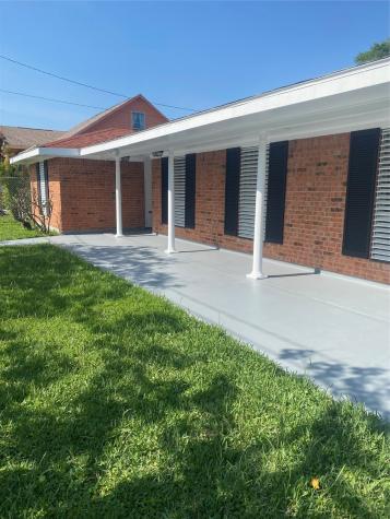 2208 37th Street Galveston TX 77550