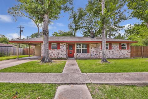 2198 N Winfree Street Dayton TX 77535