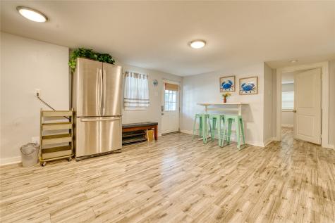 1917 Avenue M 1/2 Galveston TX 77550
