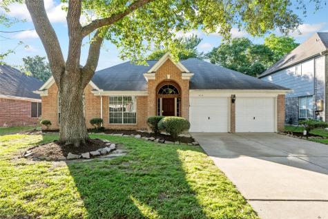 5112 Carefree Drive League City TX 77573