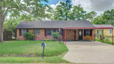 7338 Saint Louis Street Houston TX 77028
