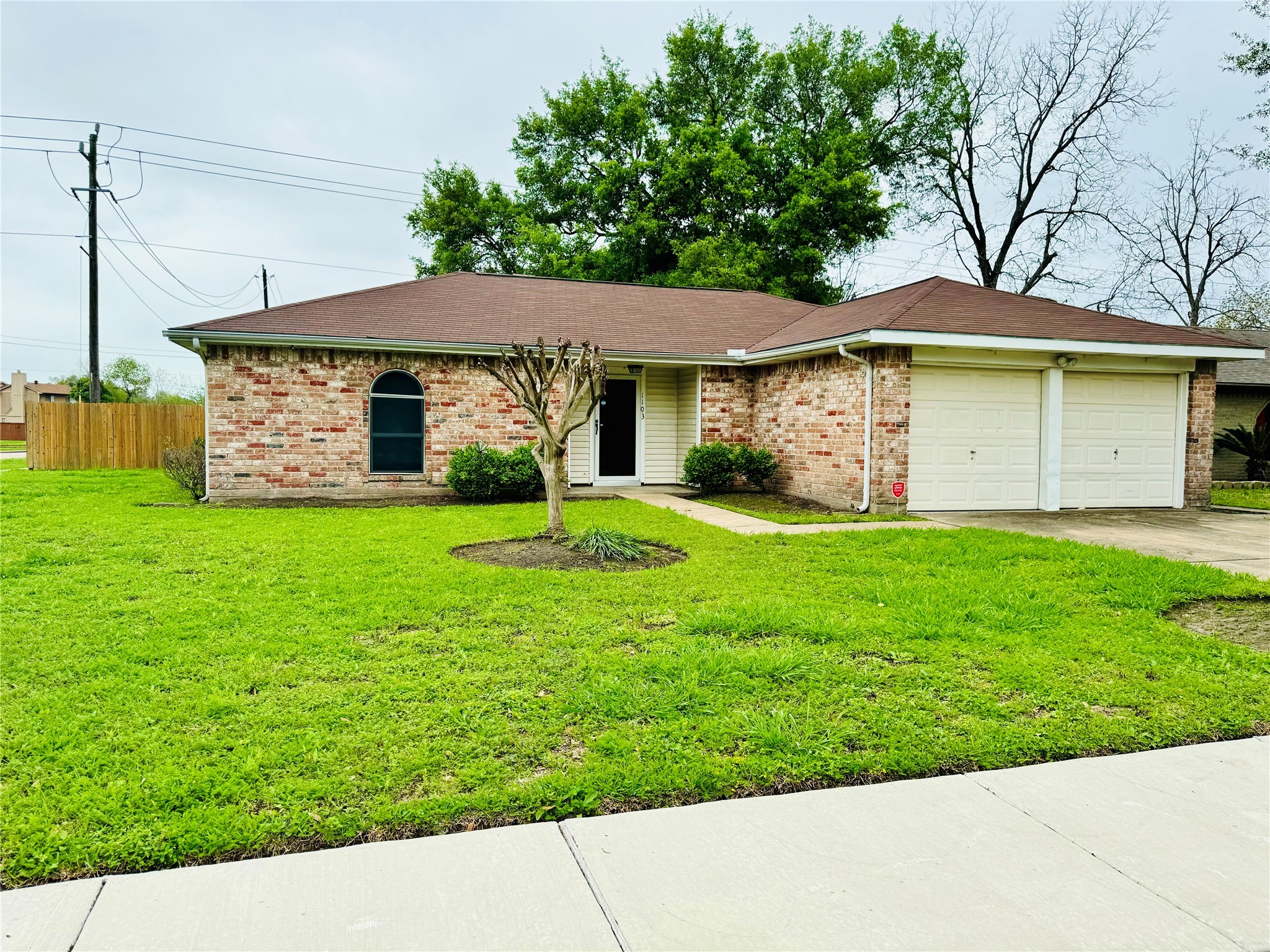 1103 Whispering Pine Drive Missouri City TX 77489