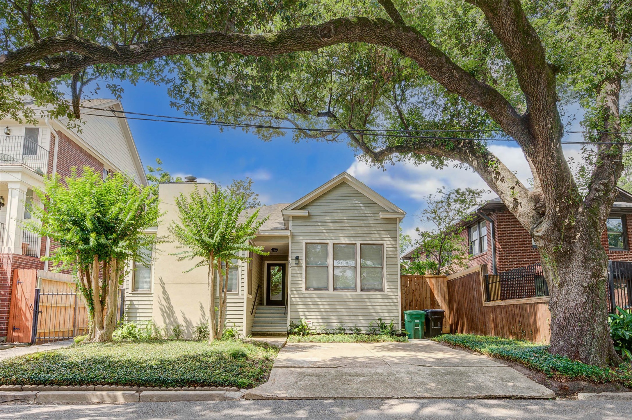 804 Chelsea Boulevard Houston TX 77002