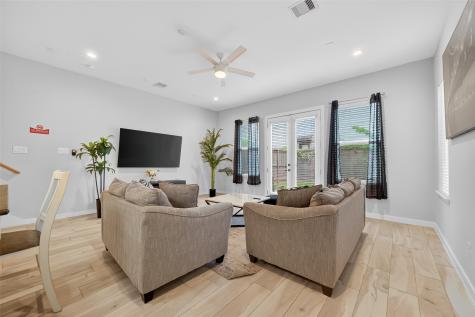 2617 Live Oak Street Houston TX 77004