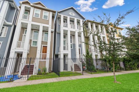 2409 Lawrence Street Houston TX 77008
