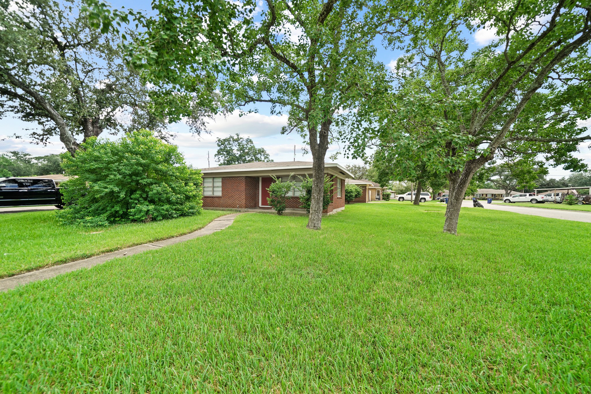 5015 Red Oak Lane Texas City TX 77591