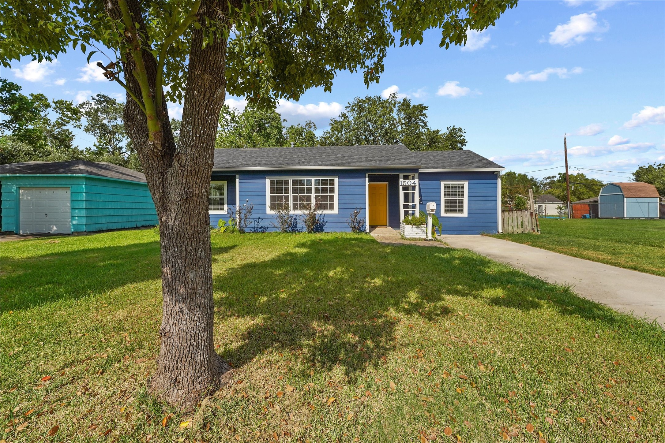 1504 Hemlock Drive Pasadena TX 77502