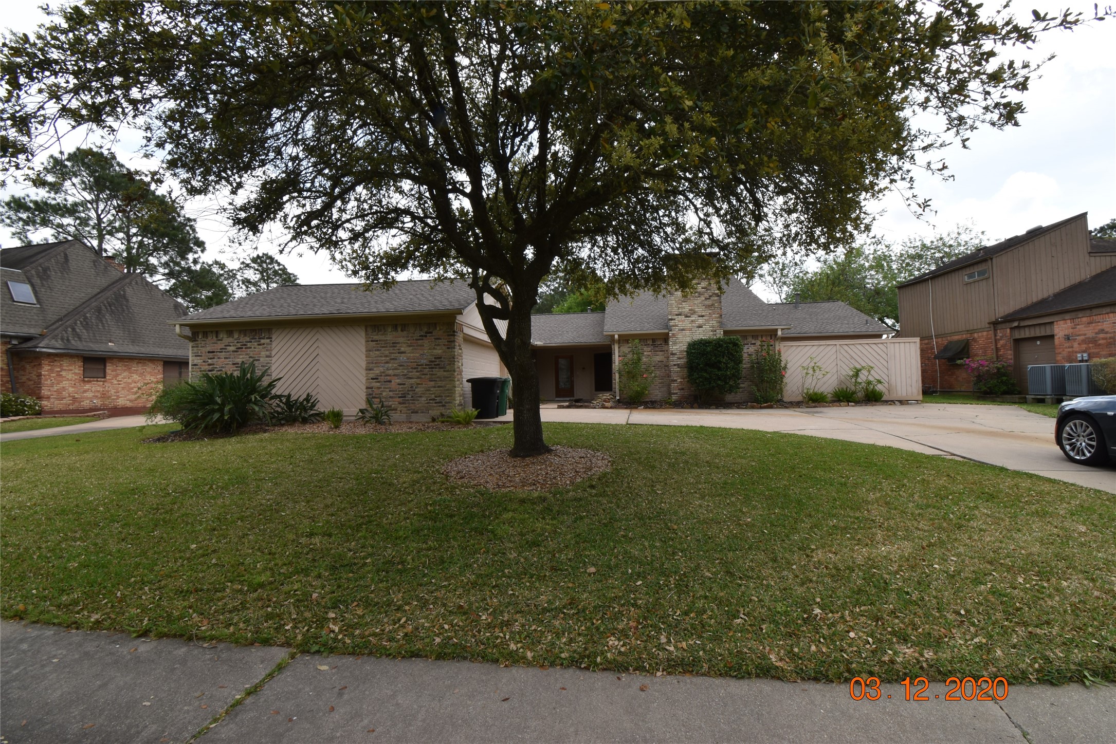 15155 Diana Lane Houston TX 77062