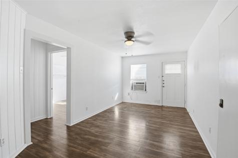 5010 Ennis S Street 2 Houston TX 77004
