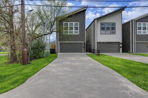 4220 Mckinley Street Houston TX 77051