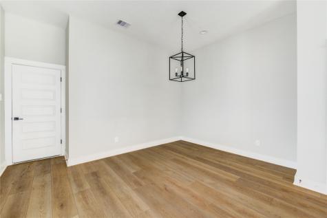 4220 Mckinley Street Houston TX 77051